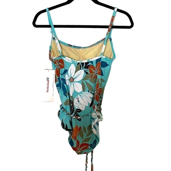 ROXANNE Collection Perfection Fit One Piece Belted Swimsuit- 34B - Picture 6 of 12